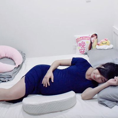 greysa母嬰專用仰角枕防寶寶吐奶溢奶孕媽咪托腹