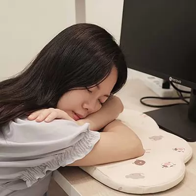 greysa格蕾莎雲朵午睡墊小學課桌椅辦公桌午睡枕