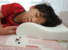 【推薦】GreySa格蕾莎無毒環保記憶枕，專為孩子設計‧良好的睡眠是孩子健康與學習的基礎