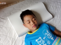 【推薦】《兒童枕頭挑選》GreySa 格蕾莎無毒環保記憶枕～專為5~15歲孩子設計的枕頭，睡得好精神好，情緒穩定學習加倍！