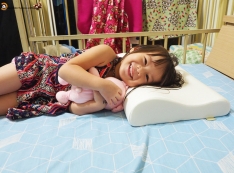 【推薦】兒童枕頭推薦 GreySa格蕾莎 兒童環保記憶枕 4Y3M1D