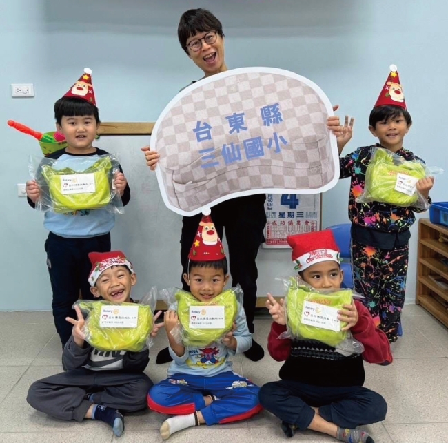 2024/12/03台東縣成功鎮三仙國小 台北博愛扶輪社～送愛心到偏鄉國小～