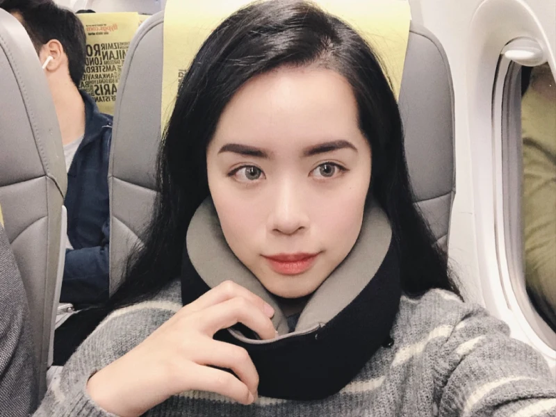 【推薦】【機上時光】體驗最舒適的空中之旅，帶上「GREYSA格蕾莎」全家福旅行頸枕！
