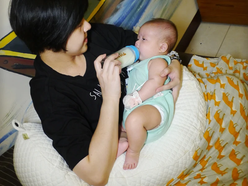 【推薦】[baby&媽媽用品]GreySa格蕾莎哺乳護嬰枕~懷孕中/產後/哺乳枕/多功能月亮枕